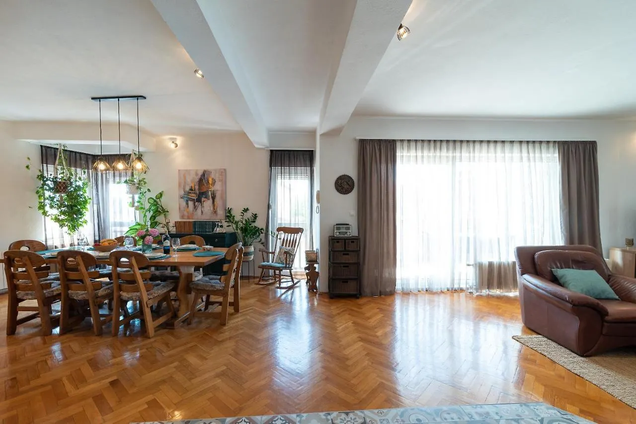 Apartment Kambel Kastela 0*,